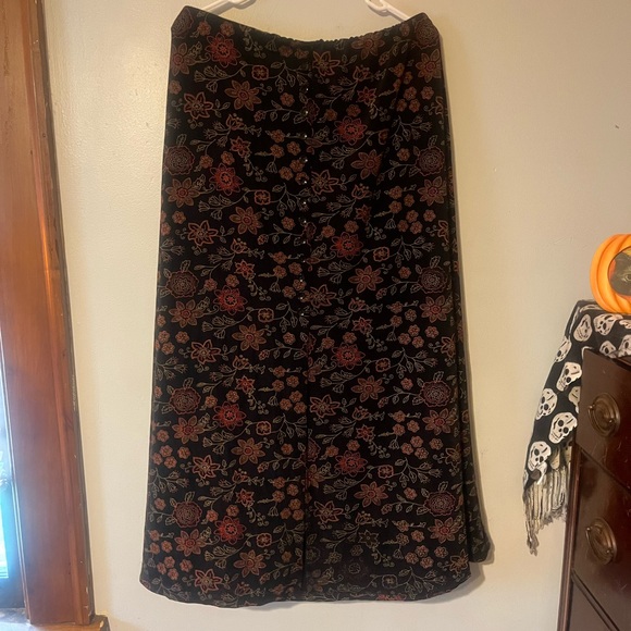 JM Collection Dresses & Skirts - Midi 90’s vibe skirt size XL